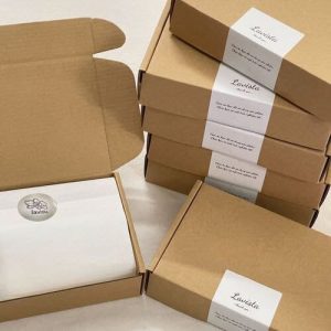 Hộp carton nắp gài 3 lớp size 18